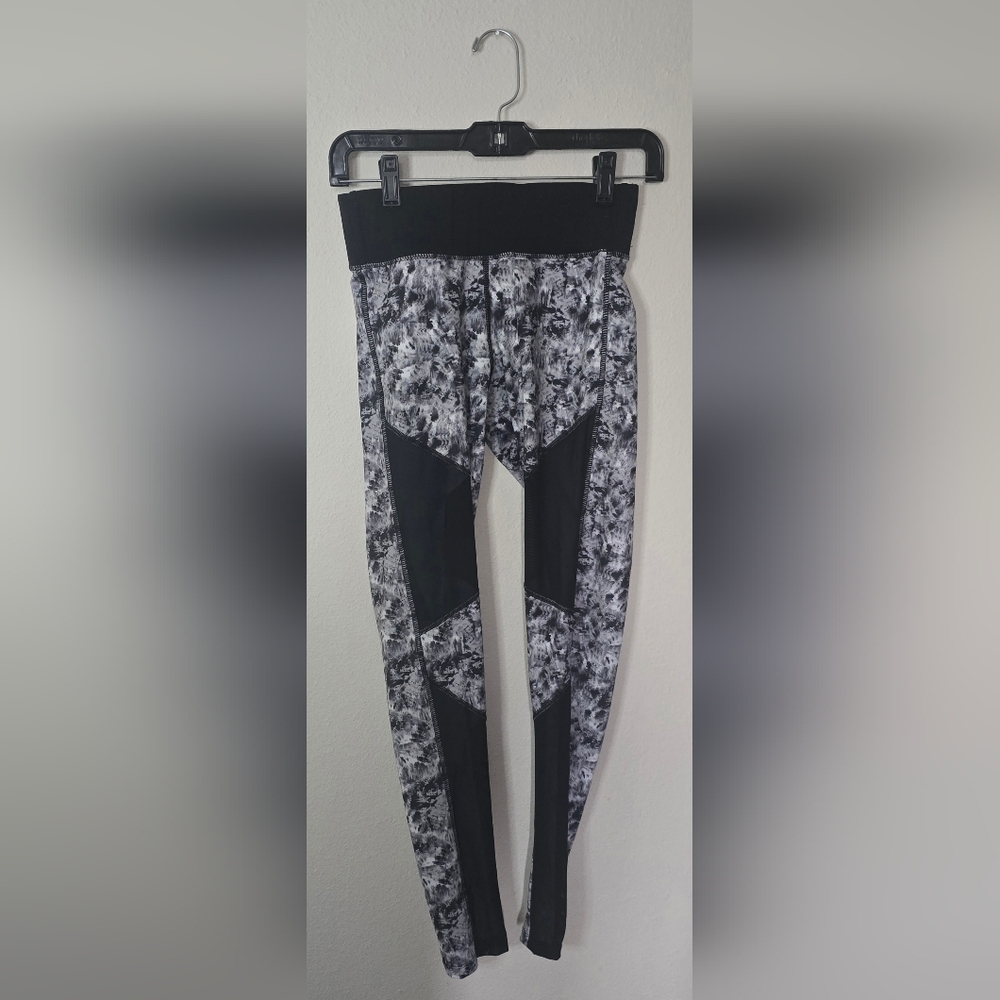 Impressions Black Gray Marbled Leggings High Waist Stretch Athleisure Small